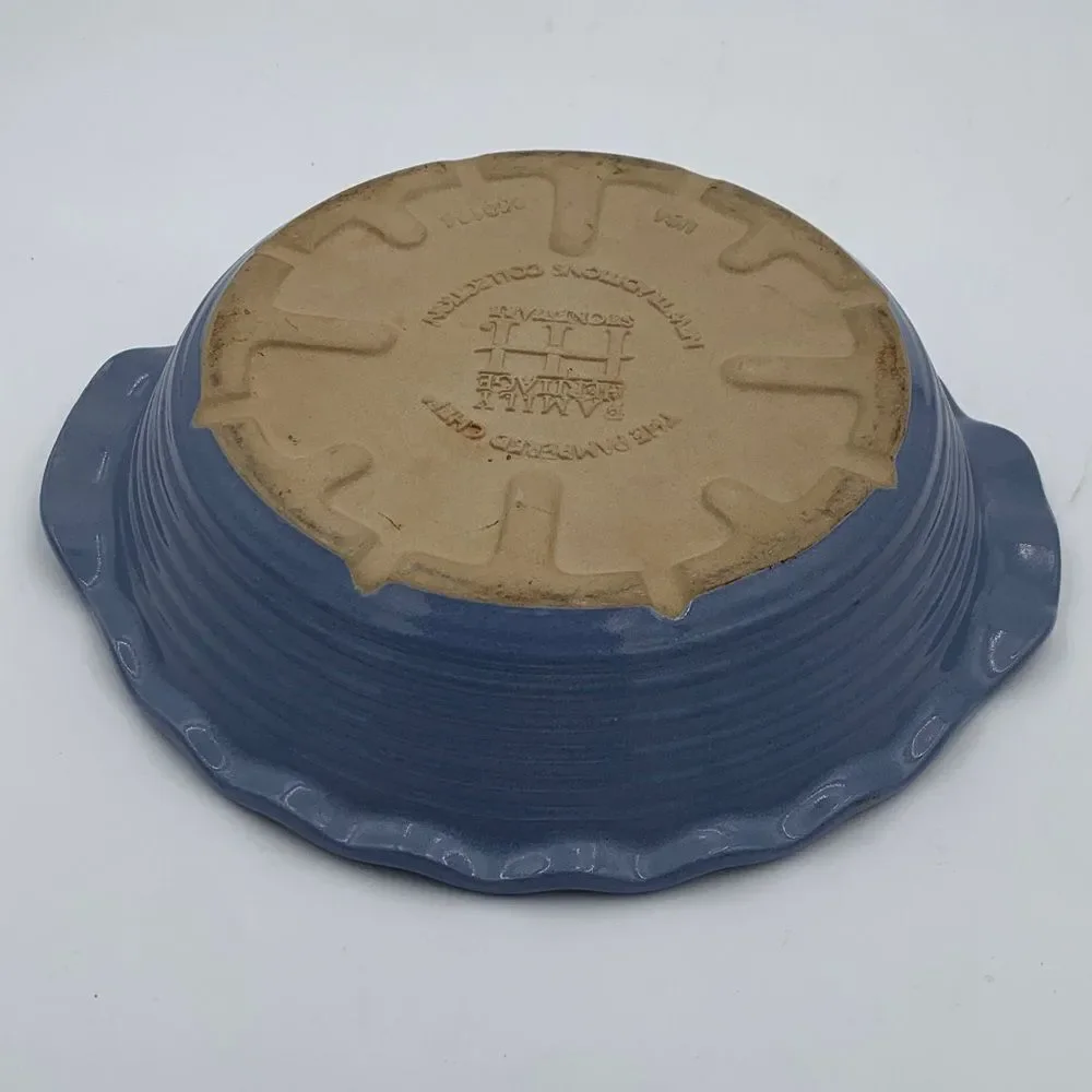 Pampered Chef Family Heritage Blue and Tan Stoneware Pie Dish county blue